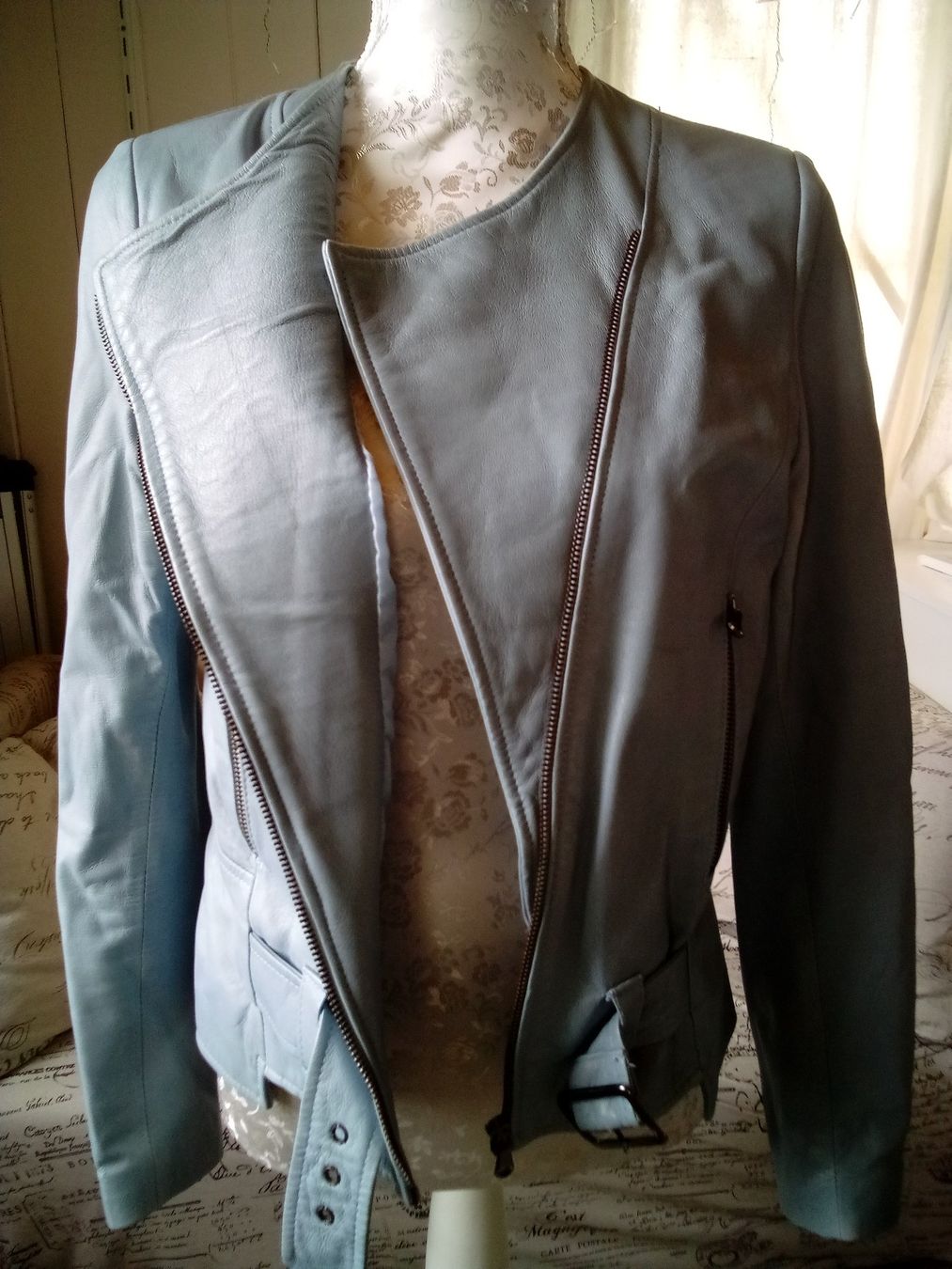 Vera Pelle Giacche: Jacke Vera Pelle 36-38 hellblau – Usato da Rüthi (Rheintal) venduto da titlis07 2