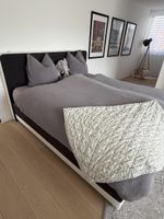 Grosses Boxspringbett, 180x200cm, inklusive Topper!