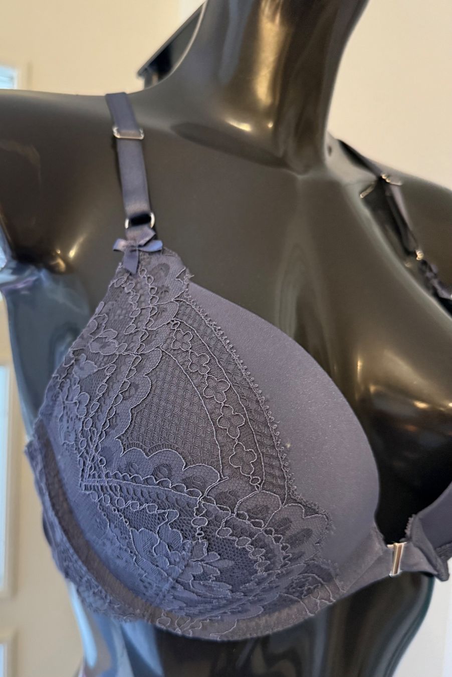 Altra biancheria intima: Palmers Push Up BH m. Frontverschluss blau m. Spitze 75/80C – Usato da Engelburg venduto da mamalanima 1