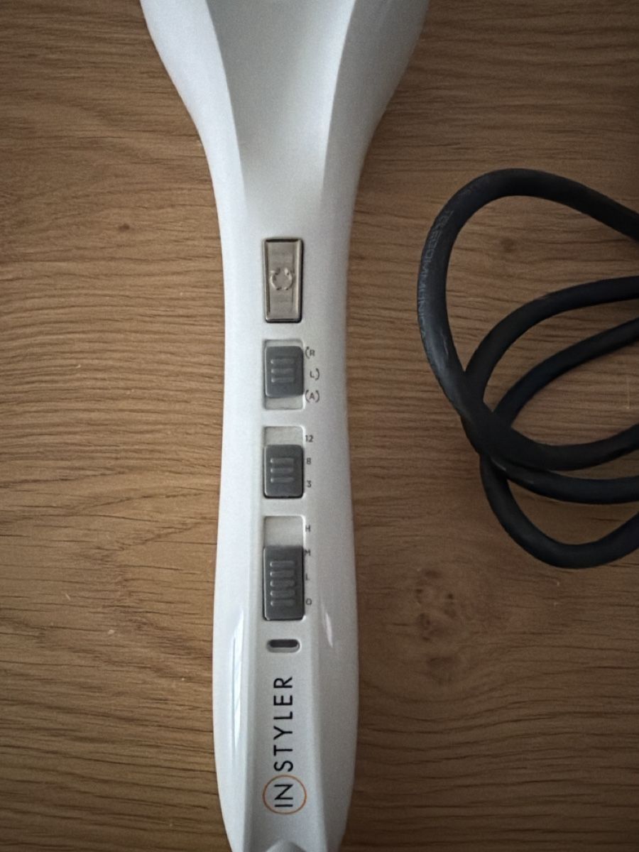 Piastre & Arricciacapelli: Lockenwickler InStyler – Usato da Grosswangen venduto da winkelfeld 1