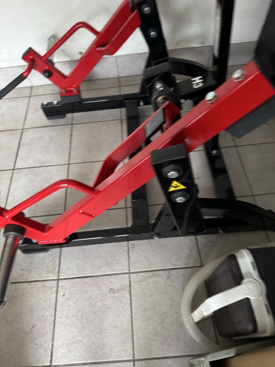 Hometrainer: Hammer Strength Ground Base Squat/High Pull-Top Zustand! – Usato da St. Margrethen SG venduto da taf_alb 5