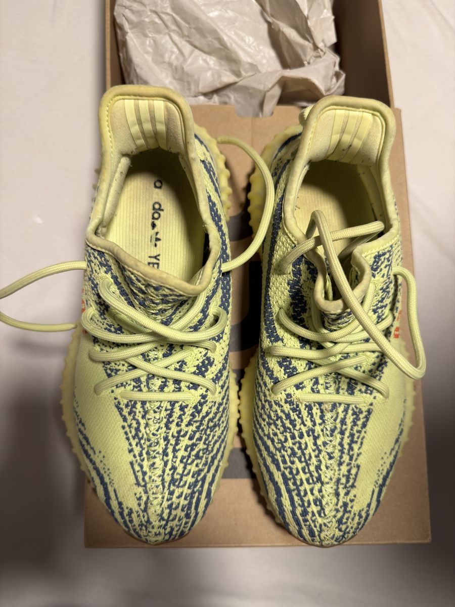 Adidas Scarpe da donna: Yeezy 350 V2  – Usato da Amriswil venduto da diegofend 1