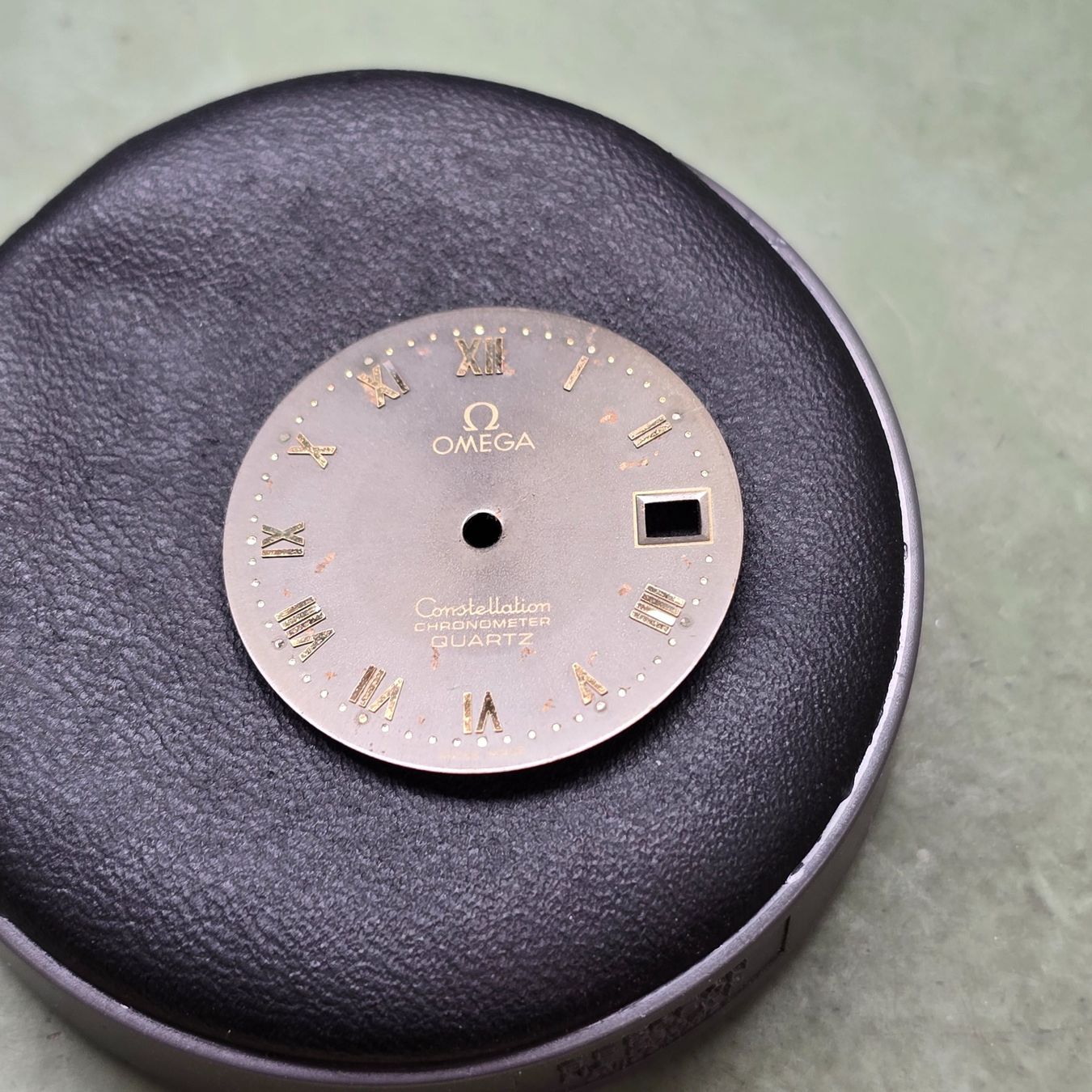 Omega Orologi: Cadran Omega Constellation Quartz 25mm – Difettoso da Tramelan venduto da Nirdan 2