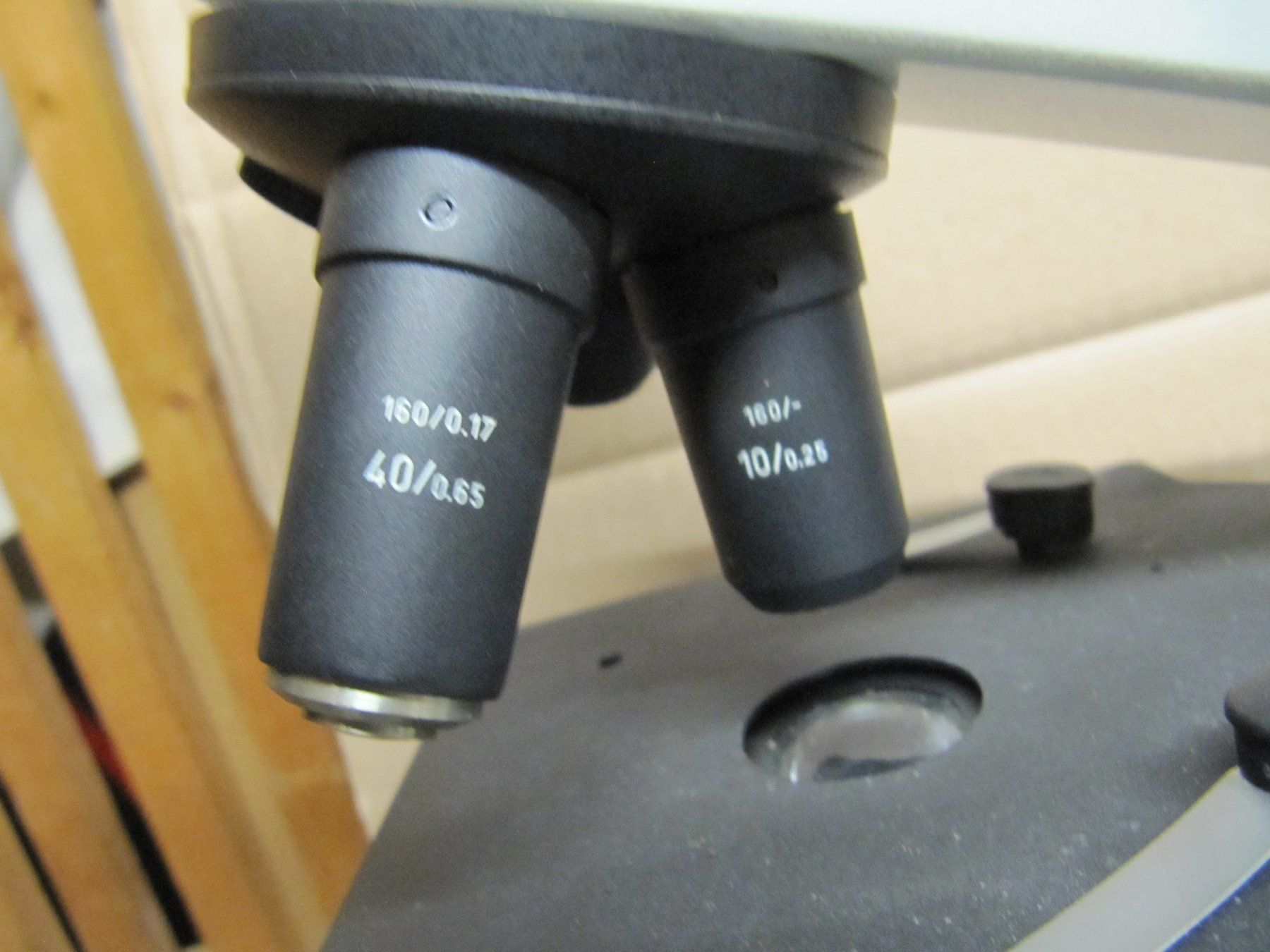 Leitz Microscopi: Mikroskop LEITZ Wetzlar Germany mit Koffer – Usato da Basel venduto da stefan4057 8