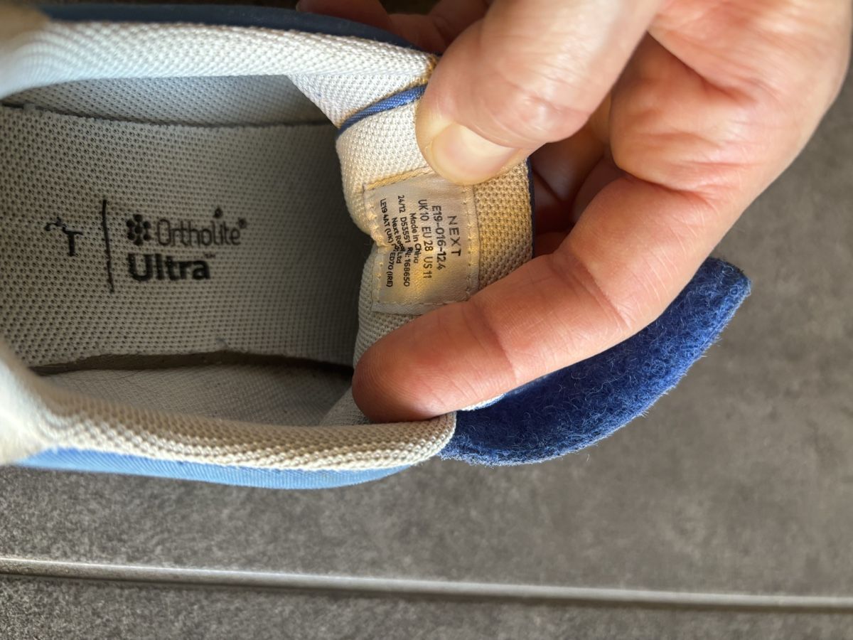 Next Scarpe per ragazzi: Schöne & gut erhaltene Sneaker in Gr. 28 – Usato da Tagelswangen venduto da Mandarine012 3