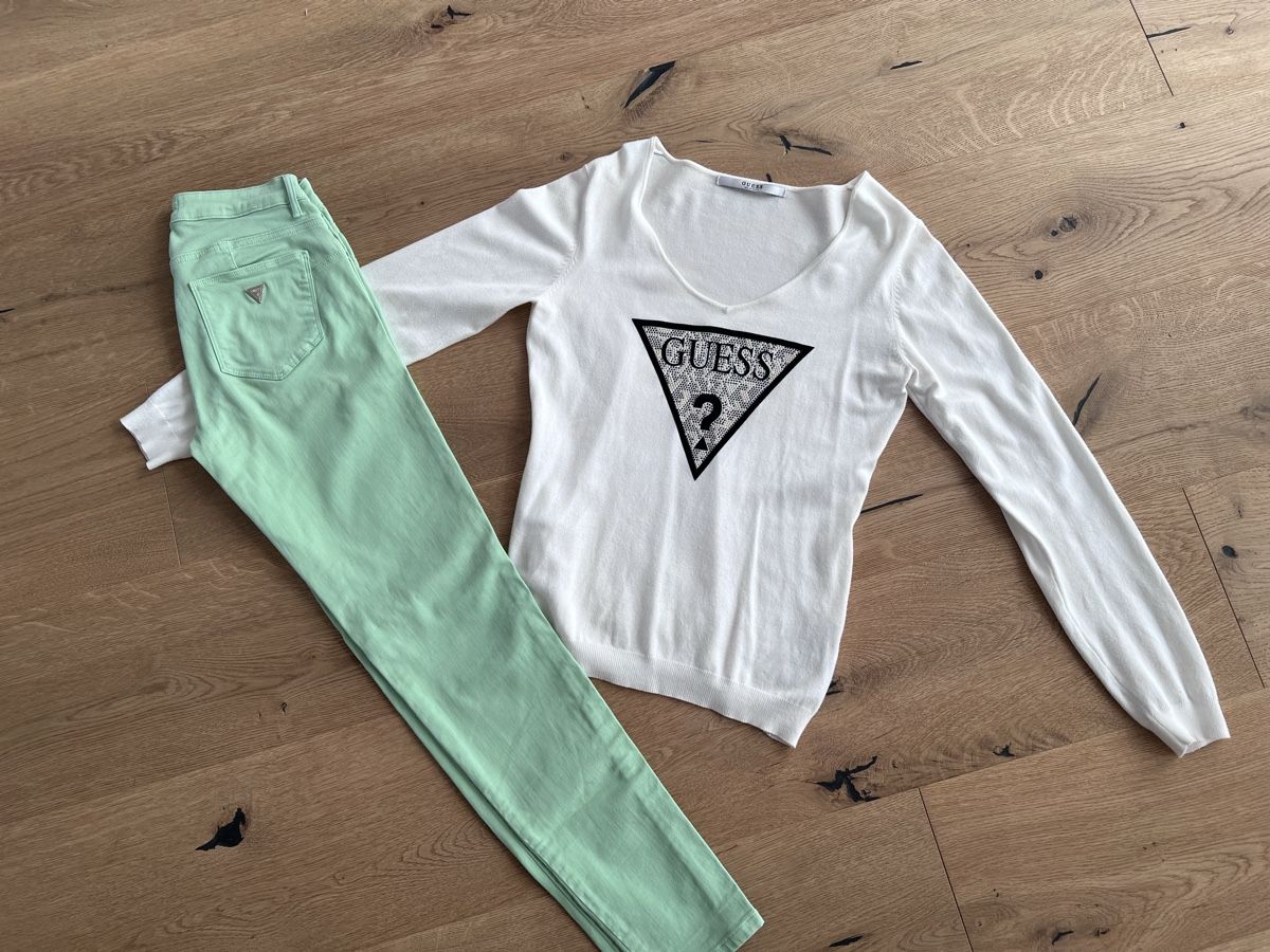 Guess Kleiderpakete: Guess set – Gebraucht aus Herbligen von nic_q8yn