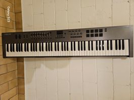 Nektar Impact LX88+ MIDI Keyboard Controller guter Zustand
