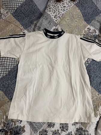 T-shirt Adidas blanc  Taille M