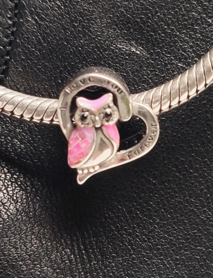 Ciondoli: Charme hibou pour bracelet. – Nuovo e nell'imballaggio originale da Lamboing venduto da Qtrica 1