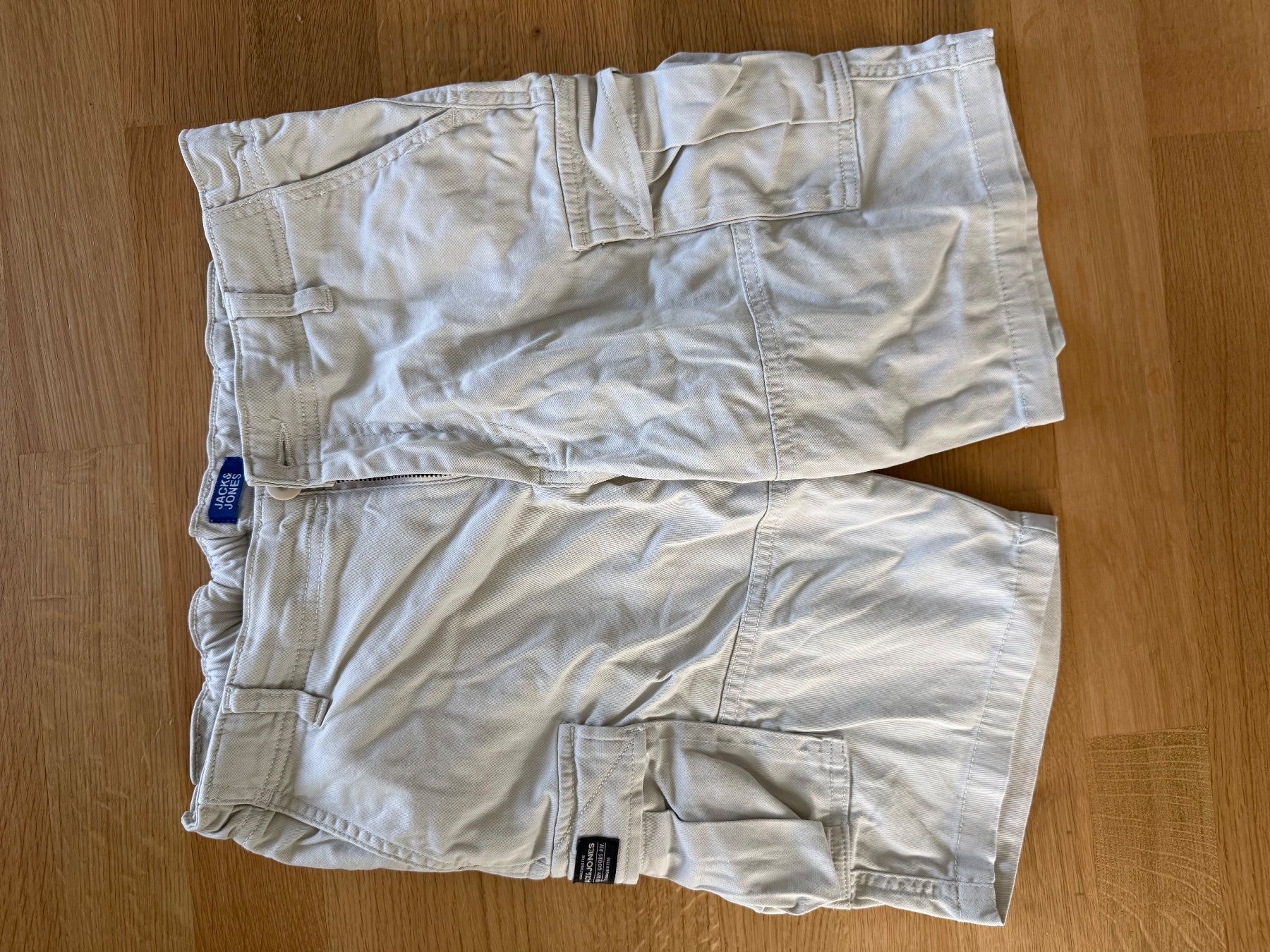 Jack & Jones Hosen: Jack & Jones Shorts, kurze Hose, Grösse 170 – Gebraucht aus Hünibach von rotestandem01