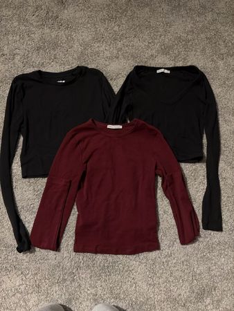Three cropped longsleeves