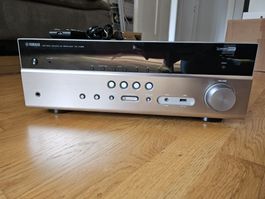 Yamaha RX-V385 Ricevitore AV - Argento - con telecomando