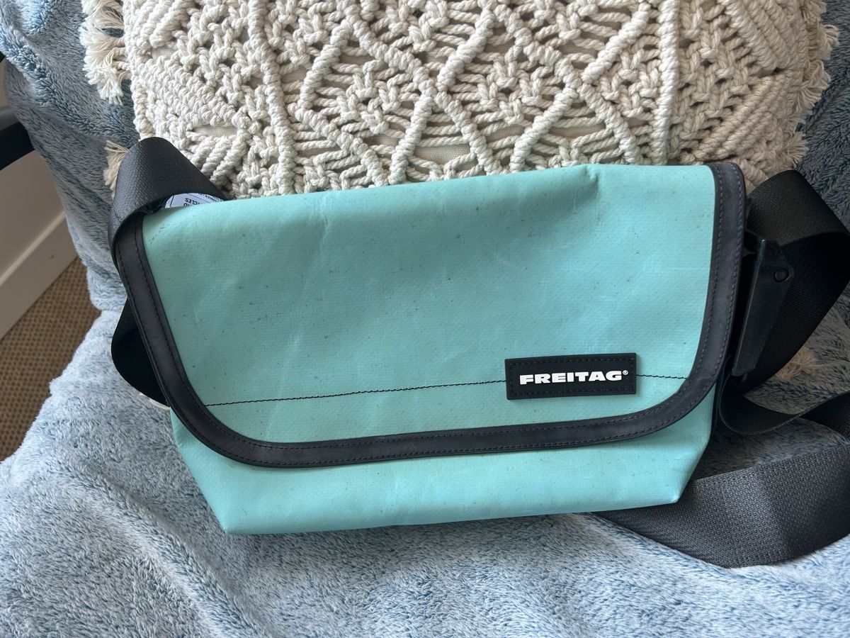 Freitag Borse: Hawaii Freitag Tasche – Nuovo (secondo la descrizione) da Wohlen b. Bern venduto da Honeypie