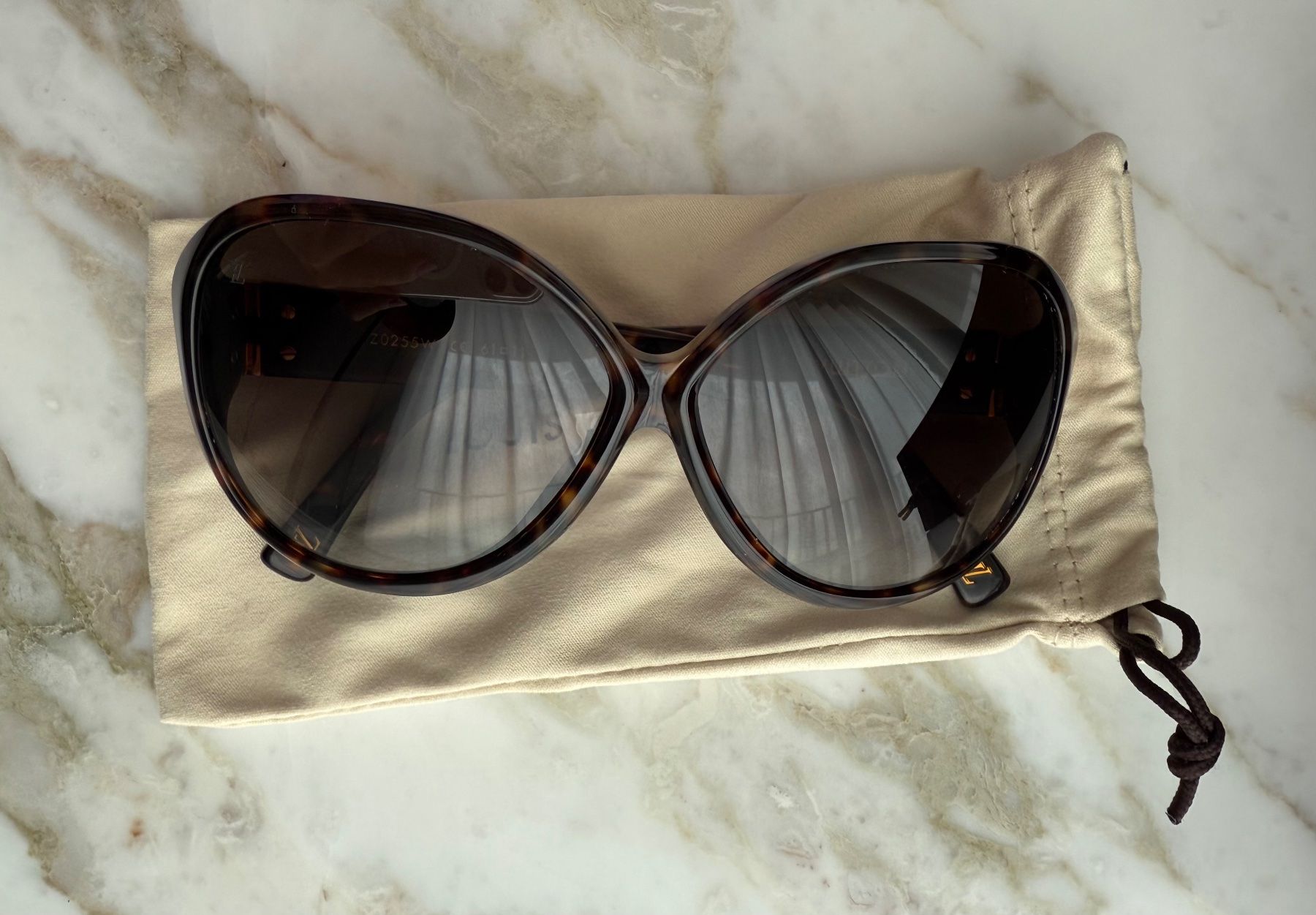 Louis Vuitton Occhiali & Lenti: Louis Vuitton Sonnenbrille – Usato da Wilen b. Wollerau venduto da swiss.luxury