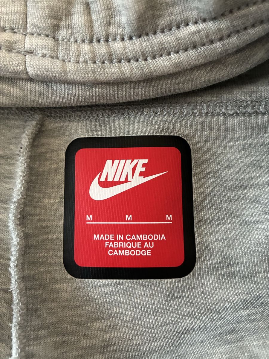 Nike Pantalons: Nike Tech Fleece Hose M – Neuf (Voir description) à Zürich par vukzh 2
