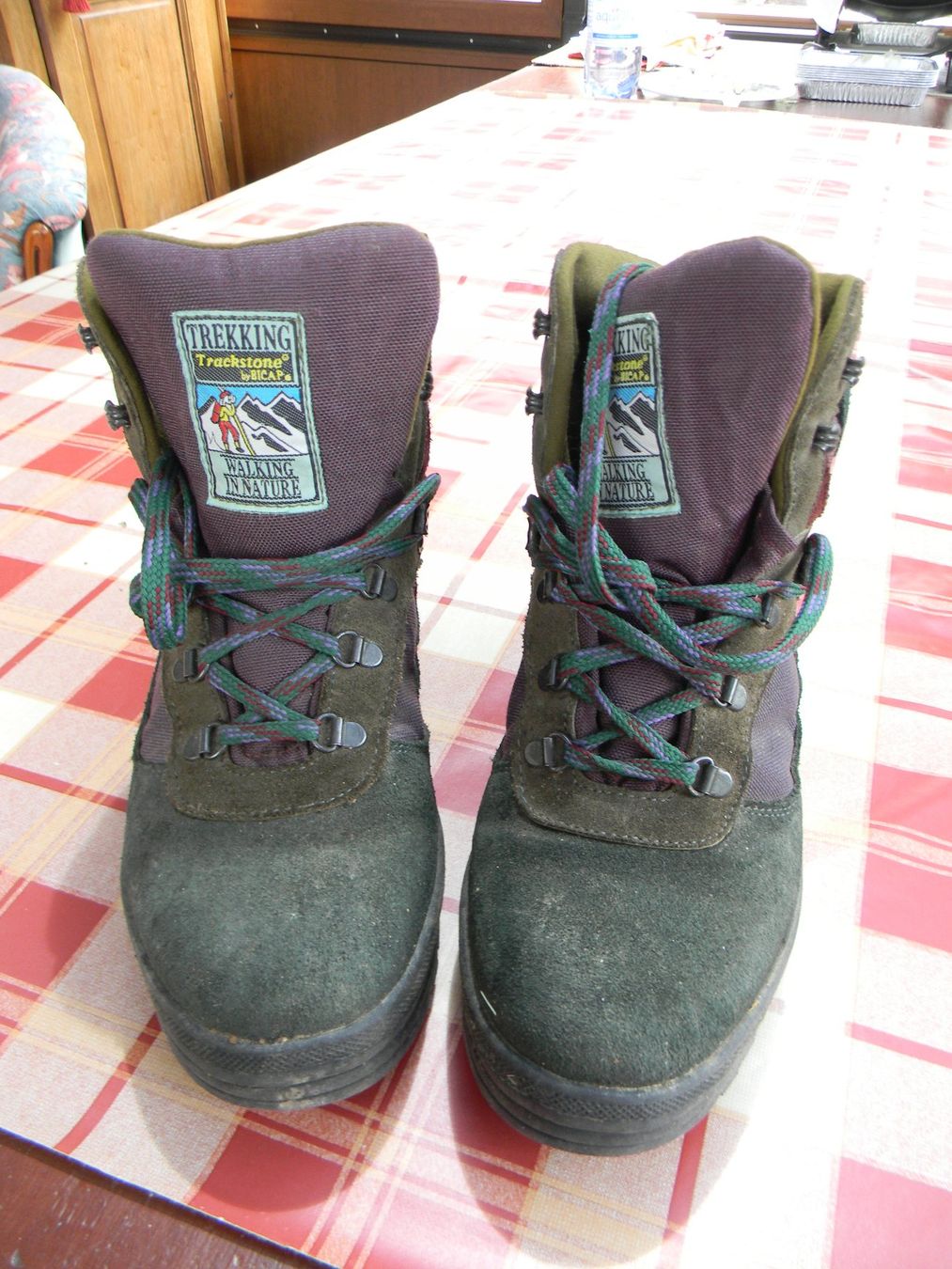 Scarpe da uomo: chaussures de randonnée taille 41 Gripper – Nuovo (secondo la descrizione) da Bournens venduto da monique048