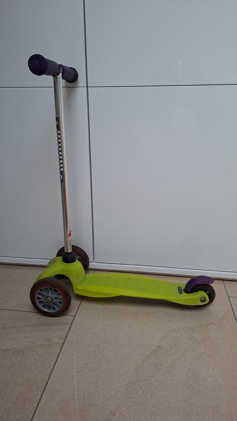 Micro Kickboard: Micro Trottinett – Usato da Bremgarten b. Bern venduto da 03Golo04
