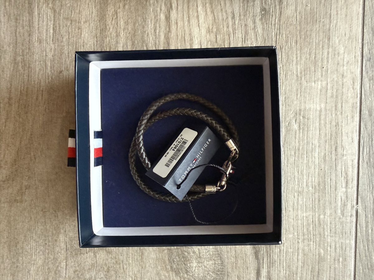 Tommy Hilfiger Armbänder & -reifen: 2 Bracelets - Tommy Hilfiger – Neu und originalverpackt aus Neuchâtel von Blek7 2