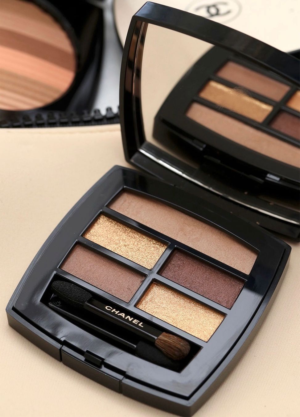 Chanel Make-up: Chanel Lidschatten Palette NP. 99.90 – Usato da Rüfenacht BE venduto da Milena_1 1