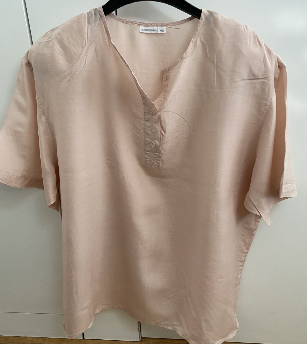 Camicette: 100% Seiden Bluse 🌸 – Usato da Opfikon venduto da Luis144 3