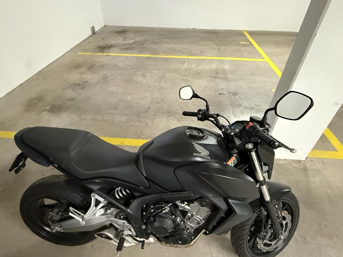 Honda Route: Motorrad Honda CB650FA Schwarz  – D'occasion à Andwil TG par Beats19 7