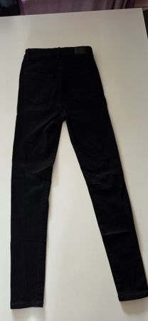 Damen Jeans schwarz Grösse 34 guter Zustand