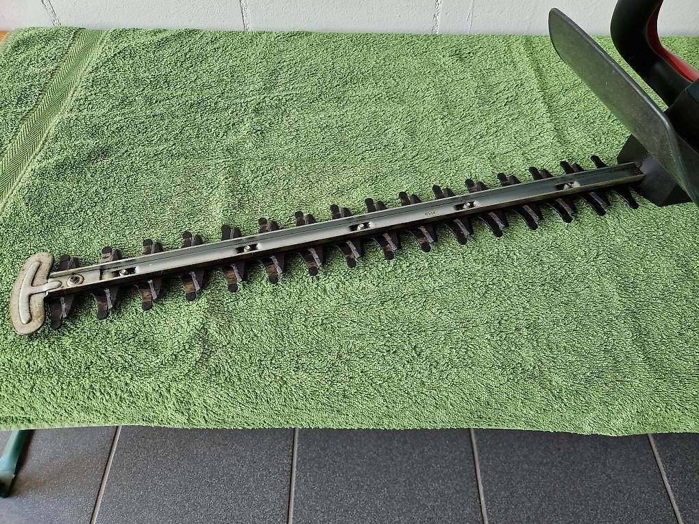 Alle Werkzeuge: Heckenschere Metabo – Gebraucht aus Tuggen von Laui10 3
