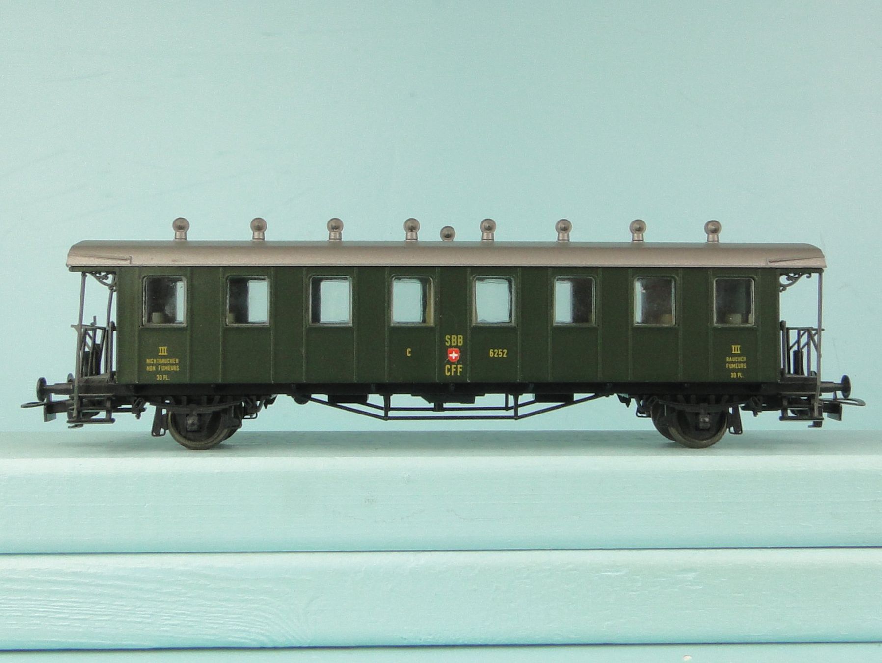 Liliput Modellini di ferrovie: Liliput 269 50 SBB 3 Kl. Oldtimerwagen – Usato da Bülach venduto da cann11 1