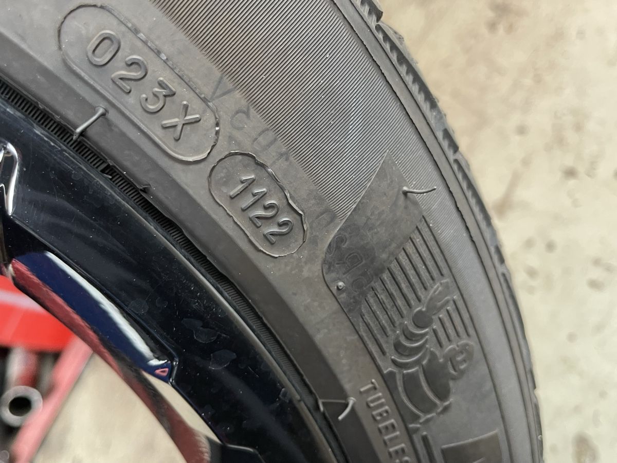 Altro in Scrittura & Disegno: 245/45R20 103V – Usato da Reinach AG venduto da pred1512 1