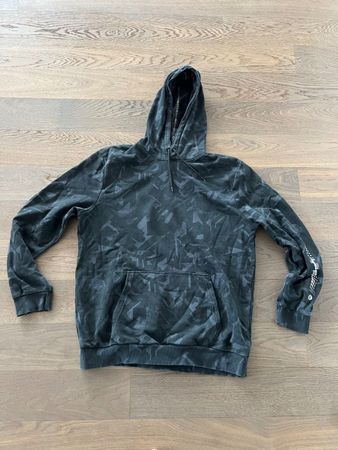 Hoodie mit coolem Design, XL