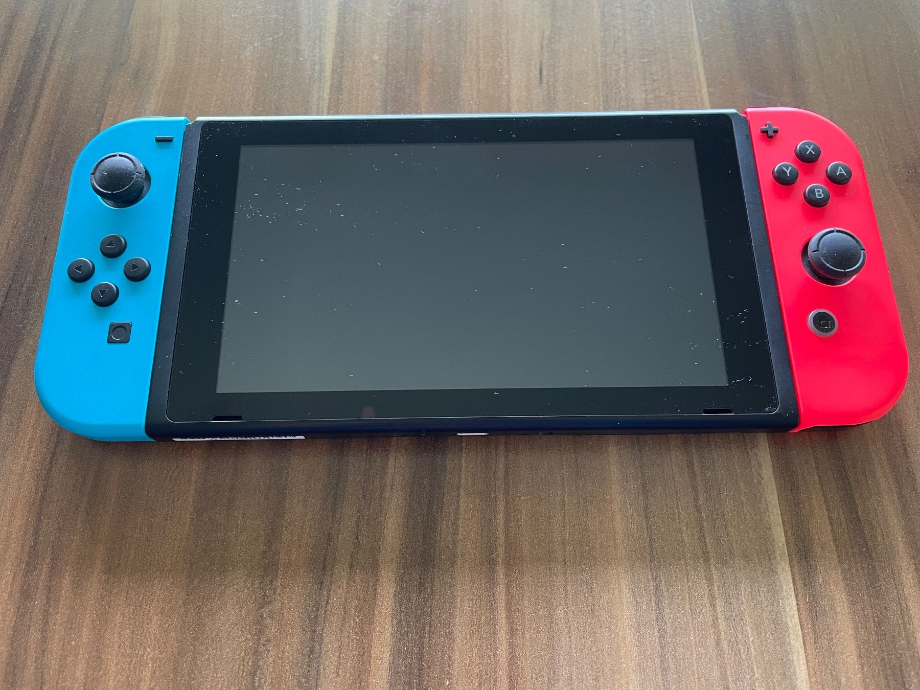 Nintendo Console: Nintendo Switch Konsole rot/blau – Usato da Gattikon venduto da Sunfloor 2
