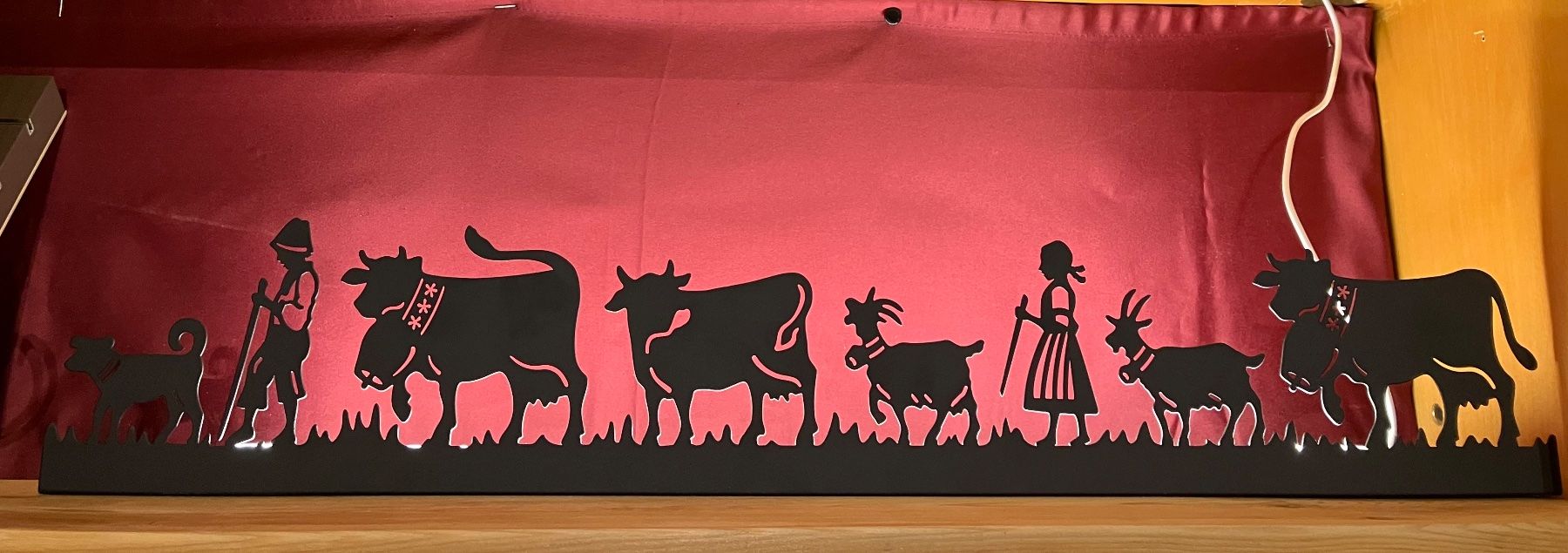 Tutte le decorazioni: Metallscherenschnitt Alpaufzug NEU – Nuovo e nell'imballaggio originale da Erlenbach im Simmental! venduto da Simmentaler-Perlen 9