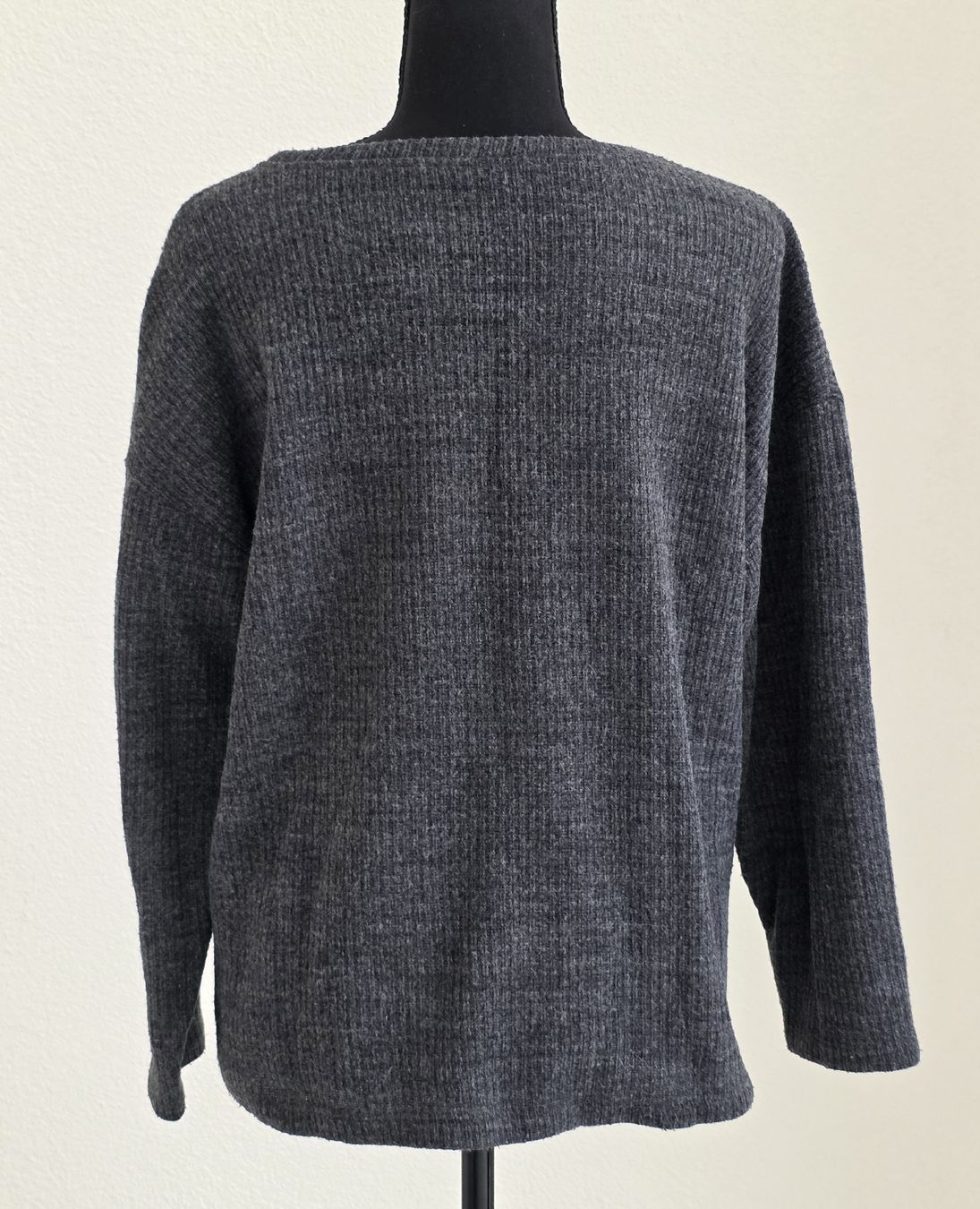 Zara Maglioni & Felpe: Strickpullover Zara Gr. M Blumen Stickerei  – Usato da Rheinsulz venduto da Gilea 3