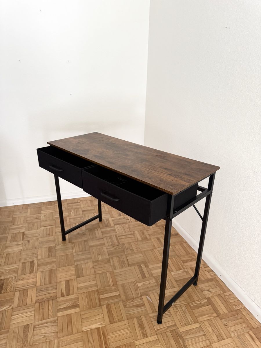Scrivanie: ODK Schreibtisch mit zwei Schubladen – Nuovo (secondo la descrizione) da Birsfelden venduto da mic_92w9 1