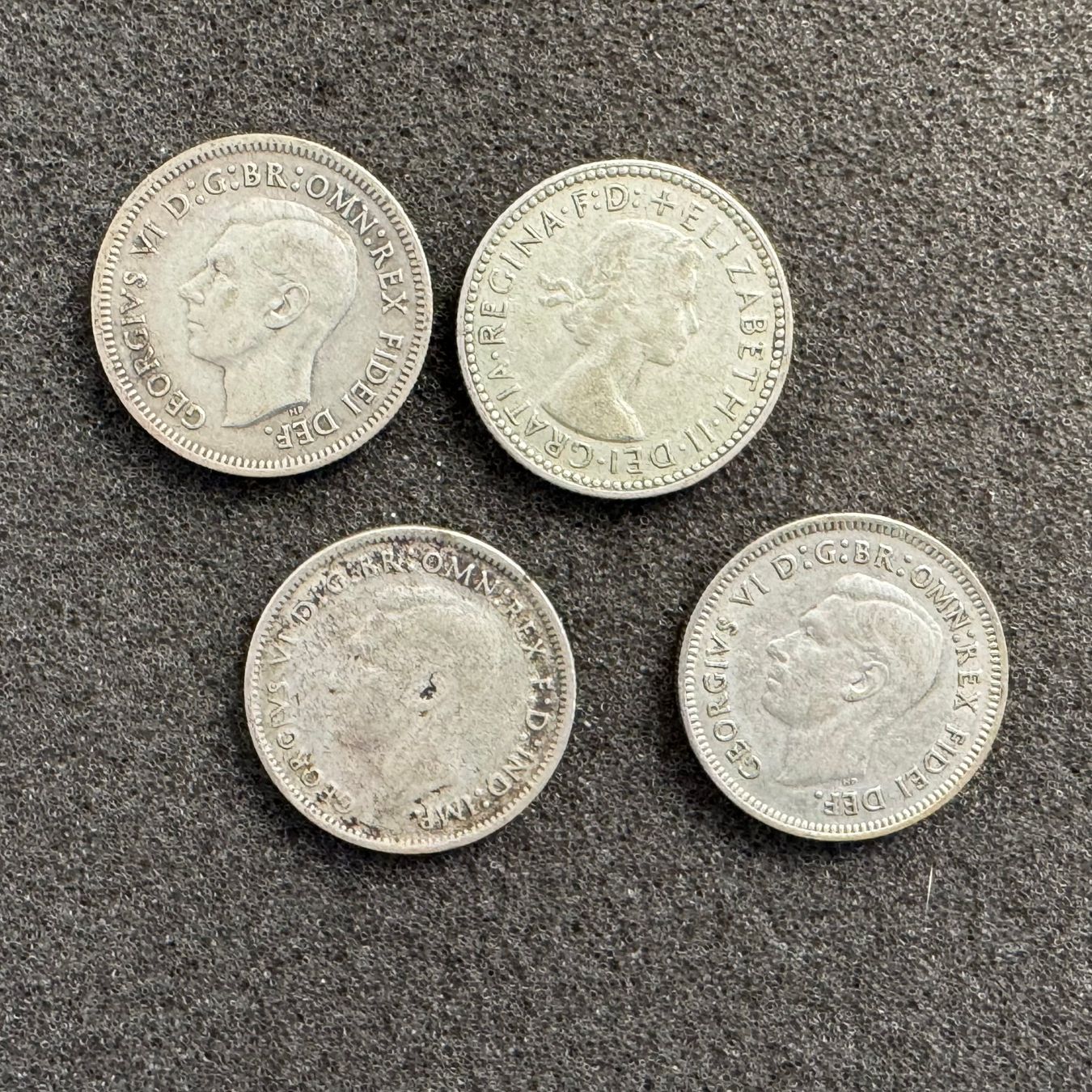 Toutes les monnaies: 4 x 6 Pence Silber Australien div. Jahre – D'occasion à Reitnau par tb-muenzen 2