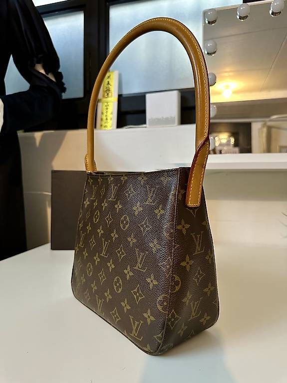 Louis Vuitton Borse da donna: Louis Vuitton Looping – Usato da Biel/Bienne venduto da fab_66kd 1
