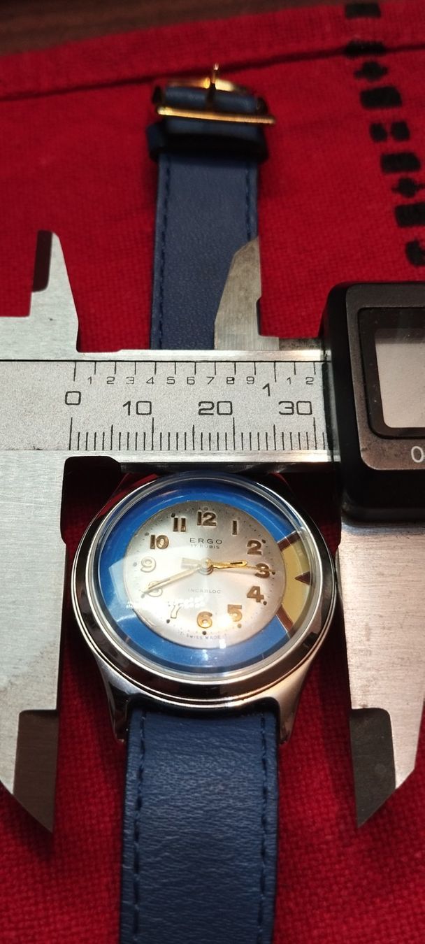 Orologi: Montre récupération – Usato da La Chaux-de-Fonds venduto da jac_9llg 7