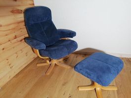Konfortsessel mit Beinauflage