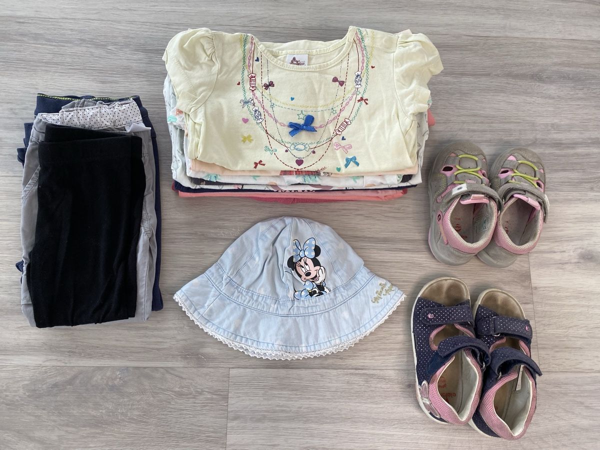 Kleiderpakete & -sets: Kleiderpaket Mädchen grösse 86/92 – Gebraucht aus Neftenbach von Denise.J