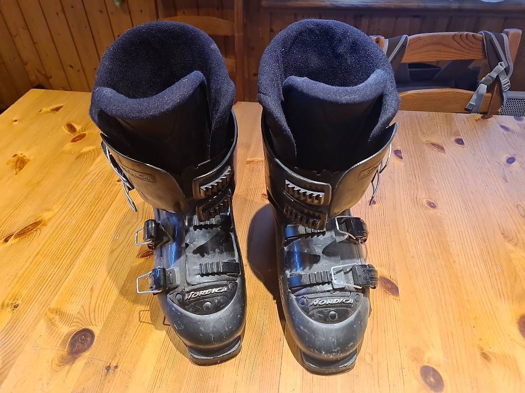 Herrenschuhe: Chaussures de ski 44 – Gebraucht aus Châtel-St-Denis von max_fri 1