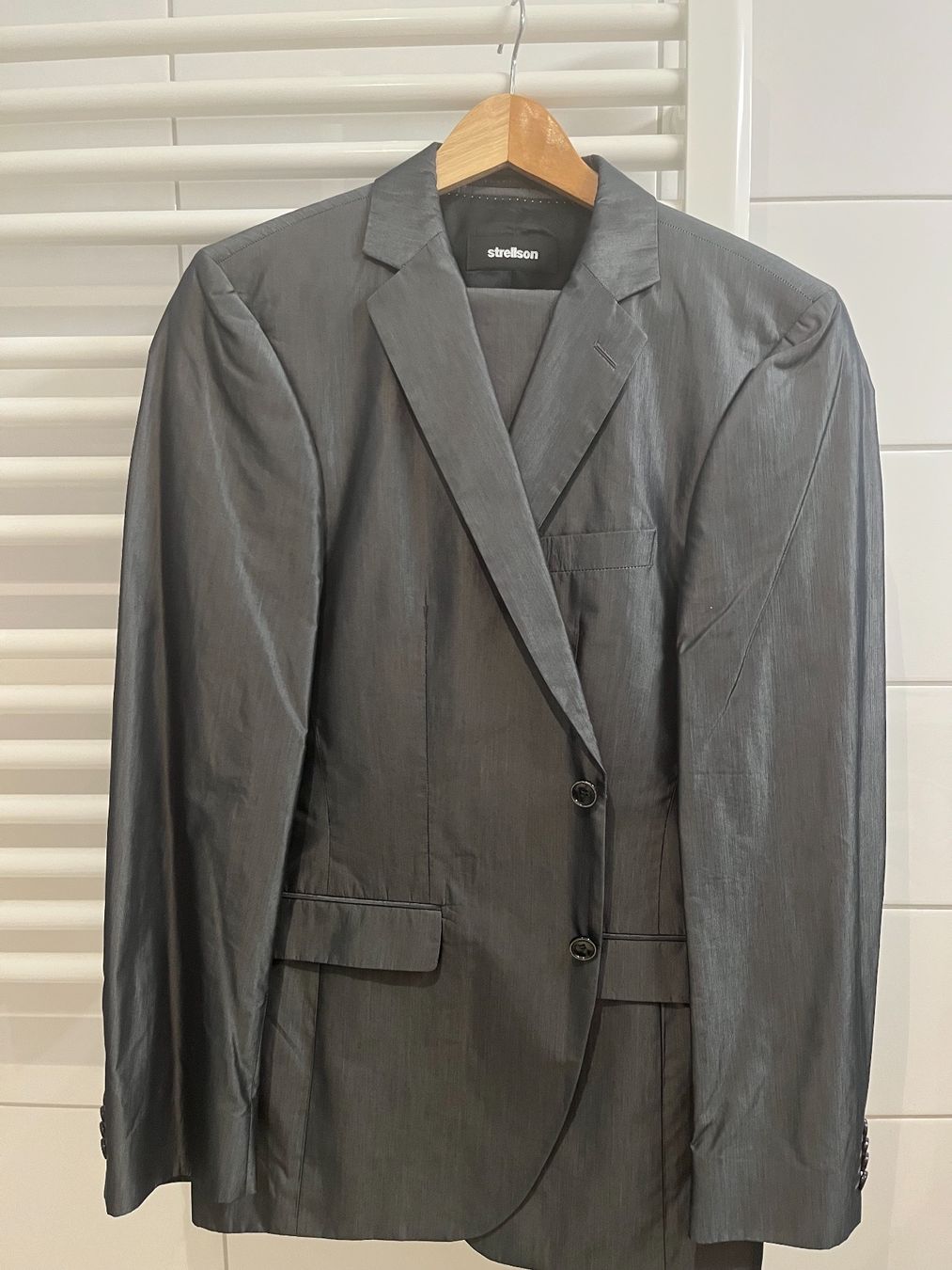 Strellson Completi: HOCHZEITSANZUG STRELLSEN – Usato da Boll venduto da pet_p87r