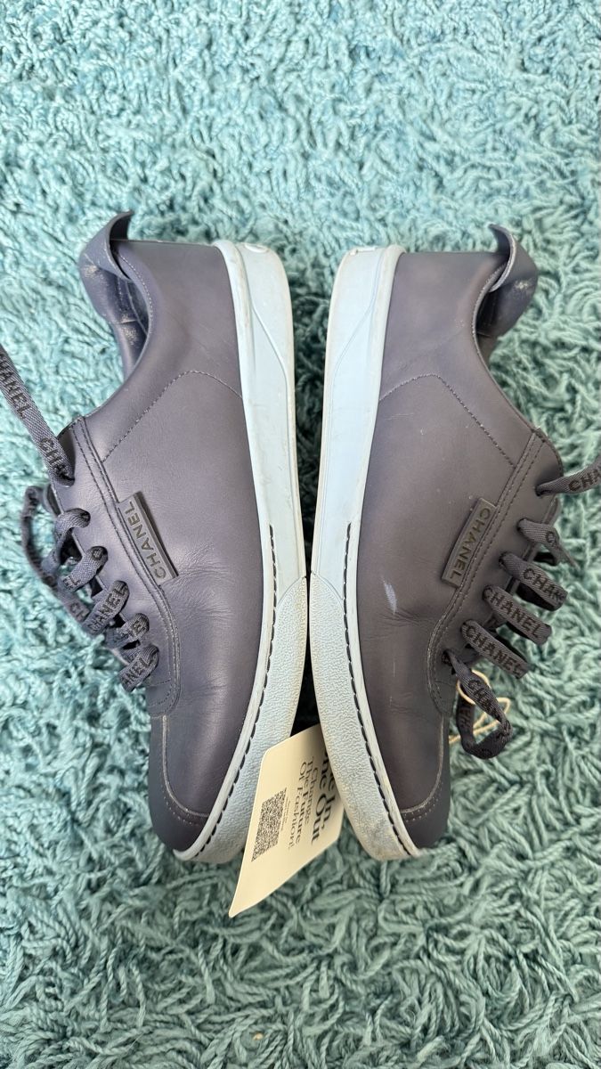 Chanel Scarpe da donna: Chanel Navy Leather – Usato da Kloten venduto da liu_65tx 1