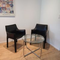 Knoll MR Couchtisch + 2x Cassina CAB 414 Mario Bellini