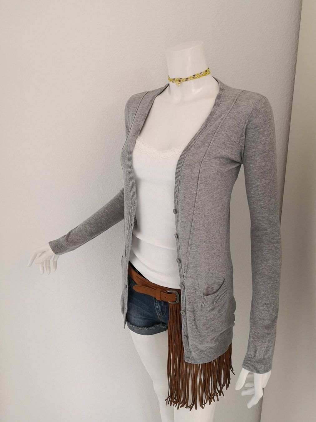 Mango Giacche: 🤩MANGO STRICK-JACKE HELLGRAU LANG & TASCHEN & PRADA P. – Usato da Olten venduto da Naja-Twins-Twins 2