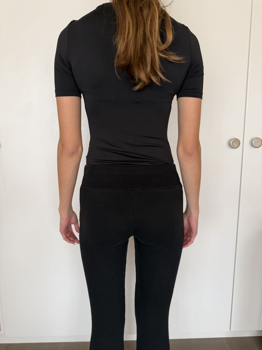Shein Tops: Body Shein noir simple – Gebraucht aus Bottens von lal_plz7 2