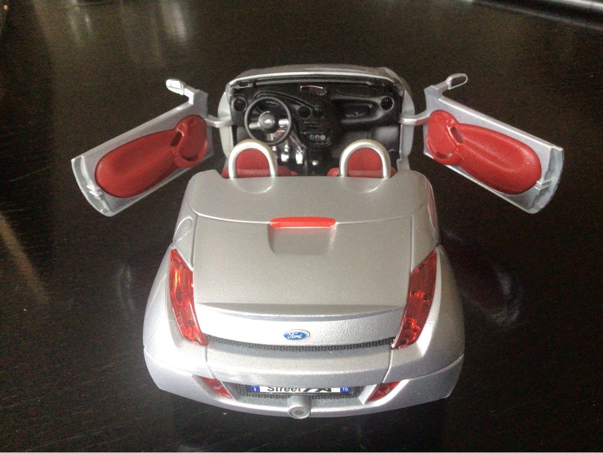 Bburago Modellini d'auto: Ford Streetka Bburago – Nuovo e nell'imballaggio originale da Liebefeld venduto da PoloLePoulpe 1
