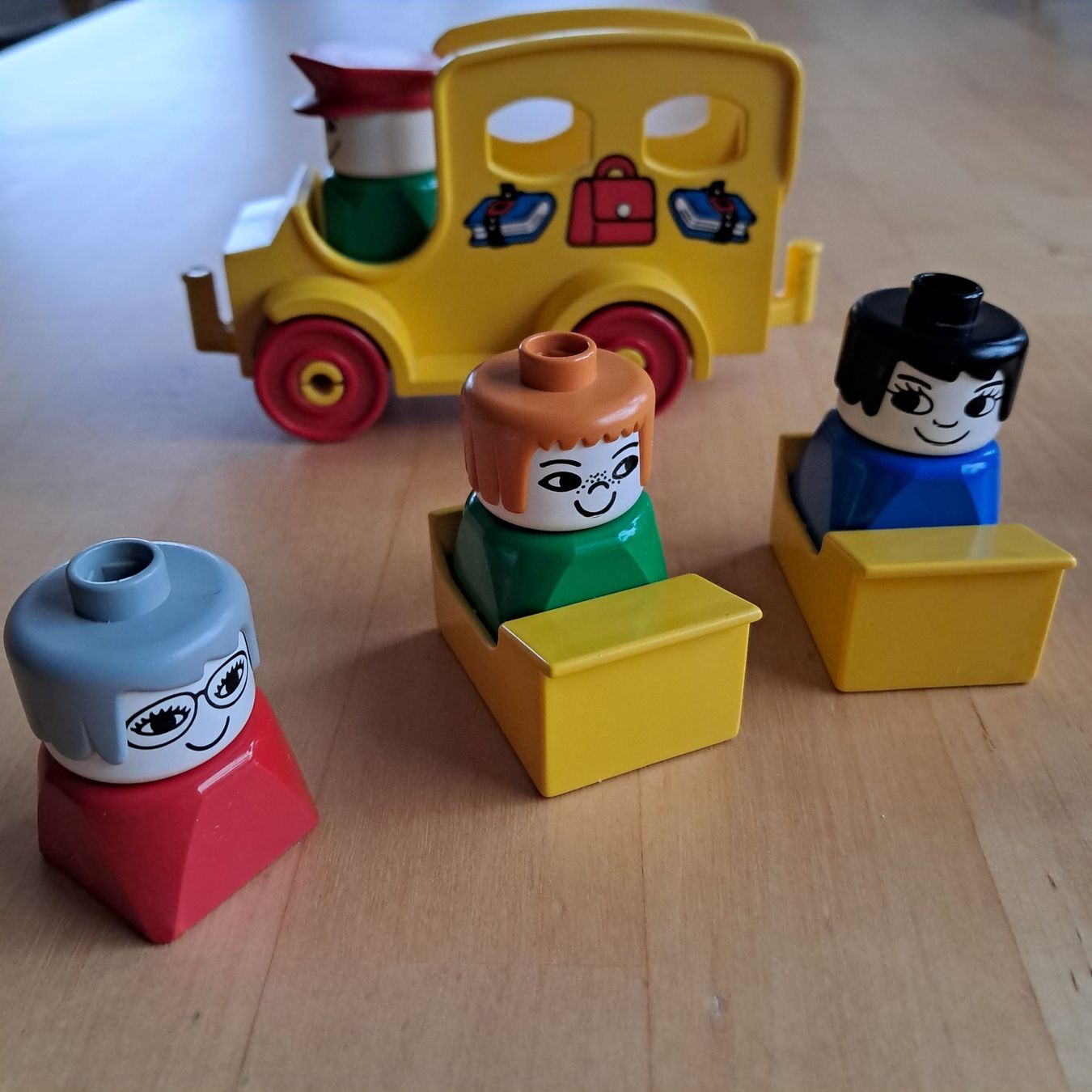 Lego Giocattoli: Duplo "Klassenzimmer" – Usato da Meilen venduto da Vaurien15 1