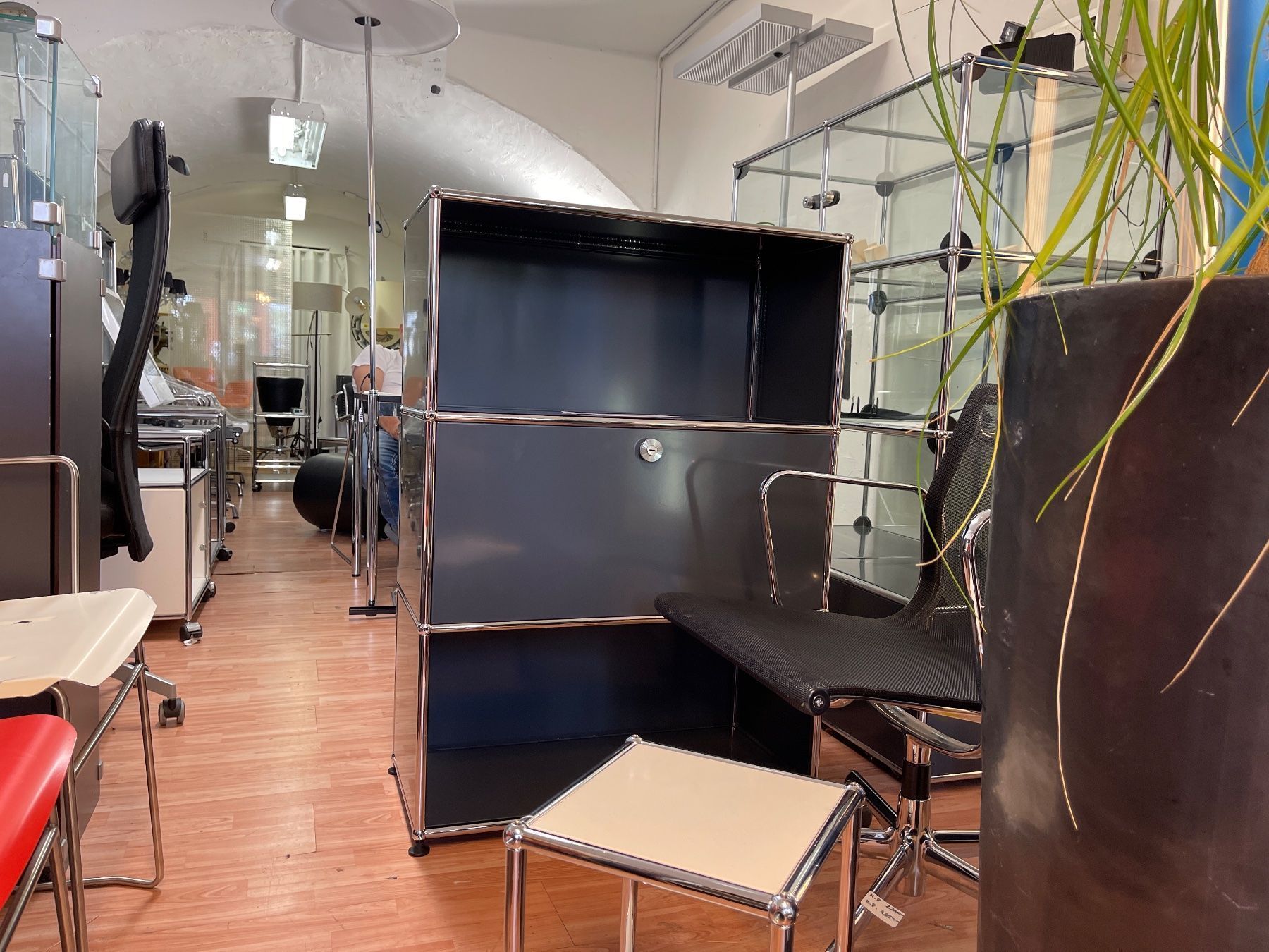 USM Scaffali: Usm Highboard Rot  oder andere  Farbe Lieferung Gratis – Usato da Thun venduto da Thuno6 5