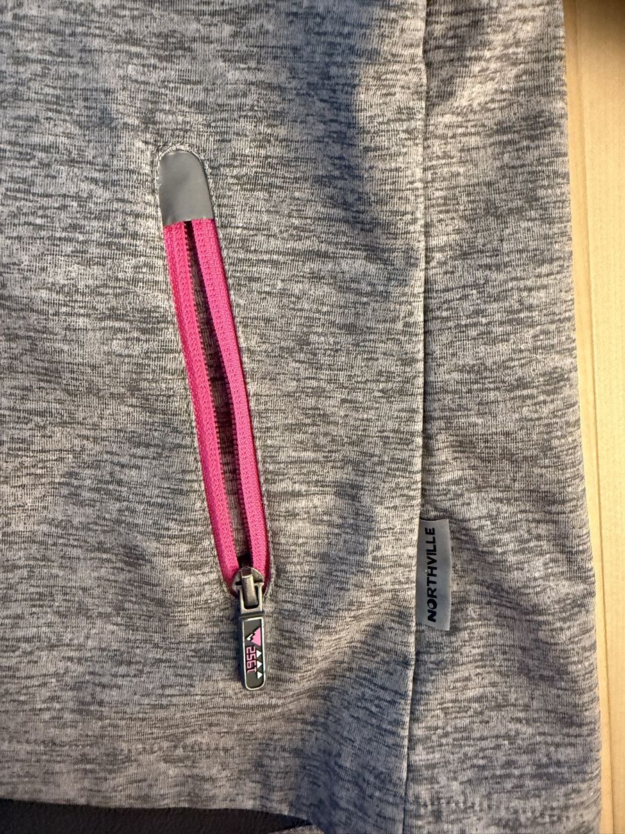 Jacken & Mäntel: Mädchen Softshell Jacke Gr. 152 – Neu (gemäss Beschreibung) aus Zürich von Gross9 4