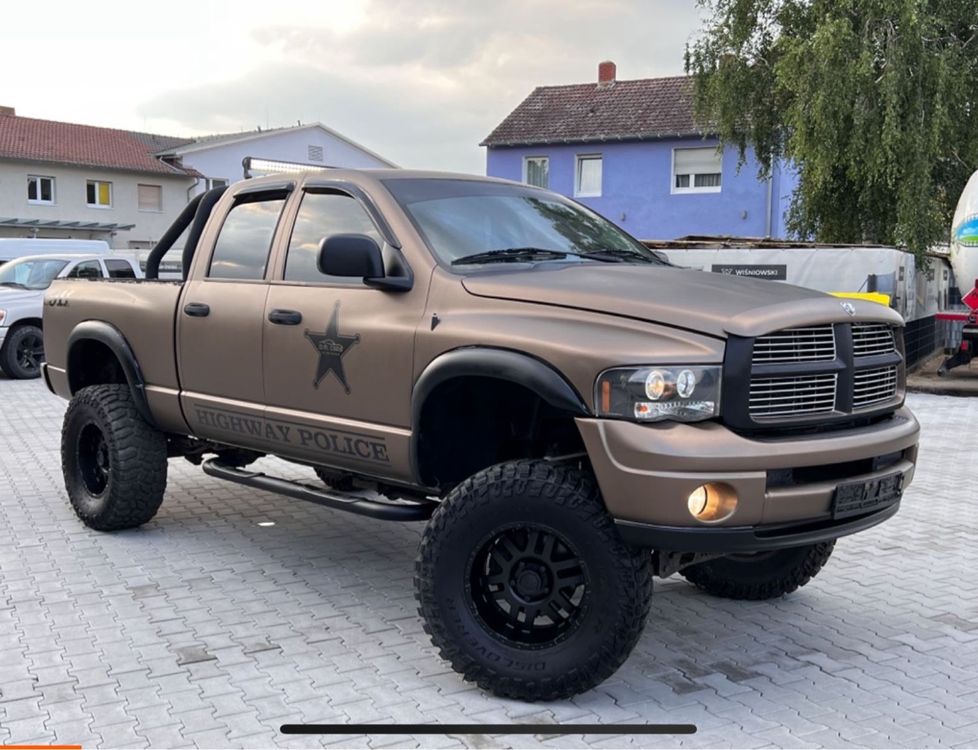 Dodge Ram 1500 4x4 Lifted BigFoot